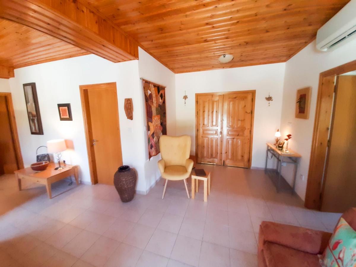 Kellaki Cottage - 2 Bedroom With Pool, Sleeps 6 Luaran gambar