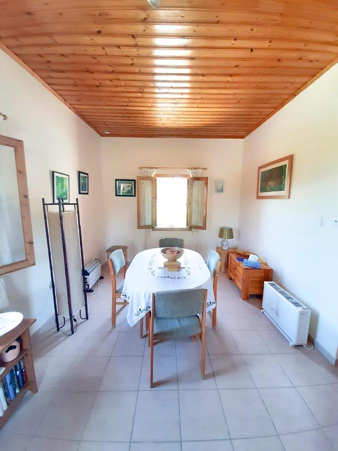 Kellaki Cottage - 2 Bedroom With Pool, Sleeps 6 Luaran gambar